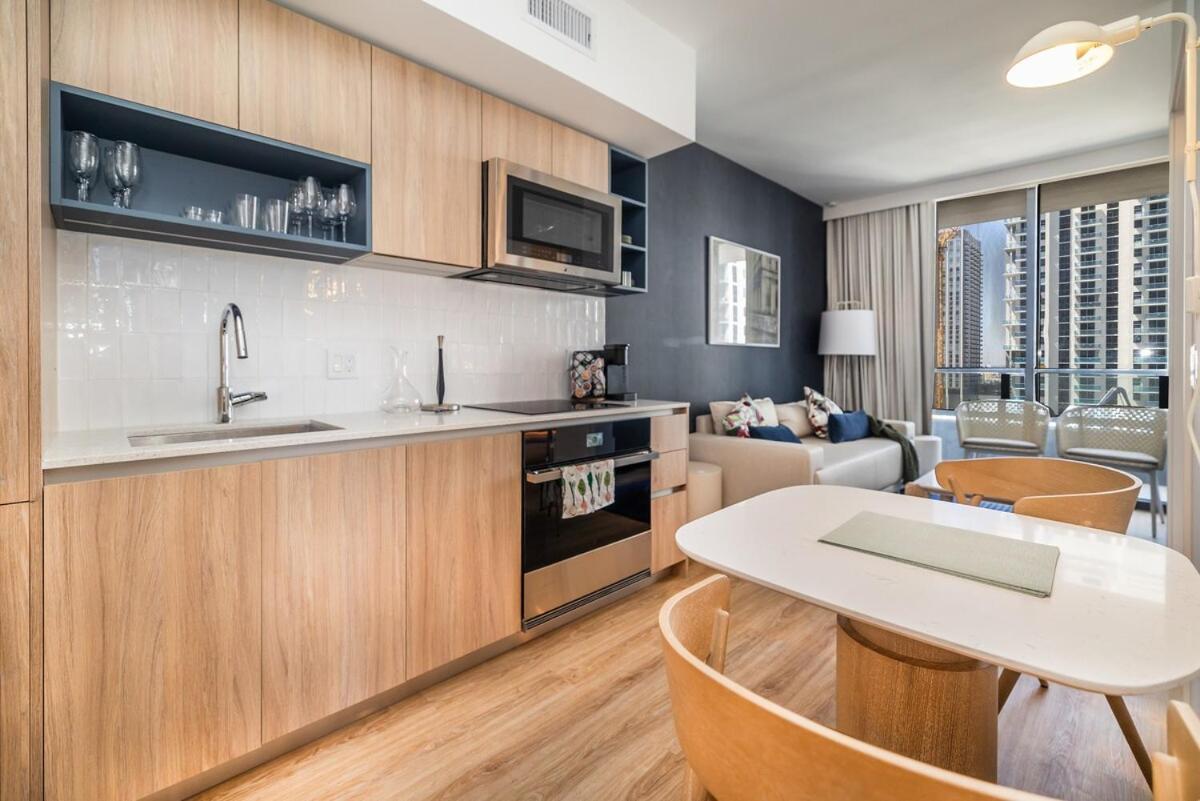Apartment Exquisite 2 Bedroom In The Location Of Downtown *